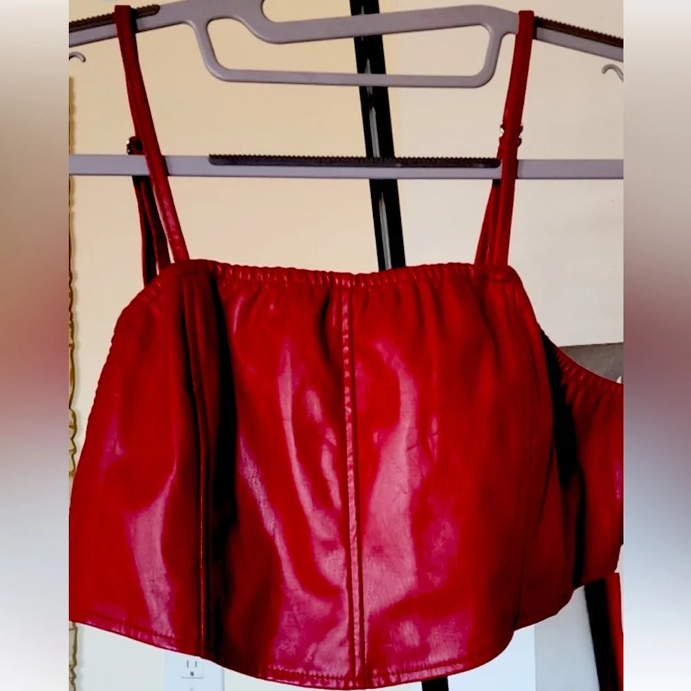 NWT-Vegan Leather Crop Top Red Size L ptp 17.5 + - Picture 1 of 2